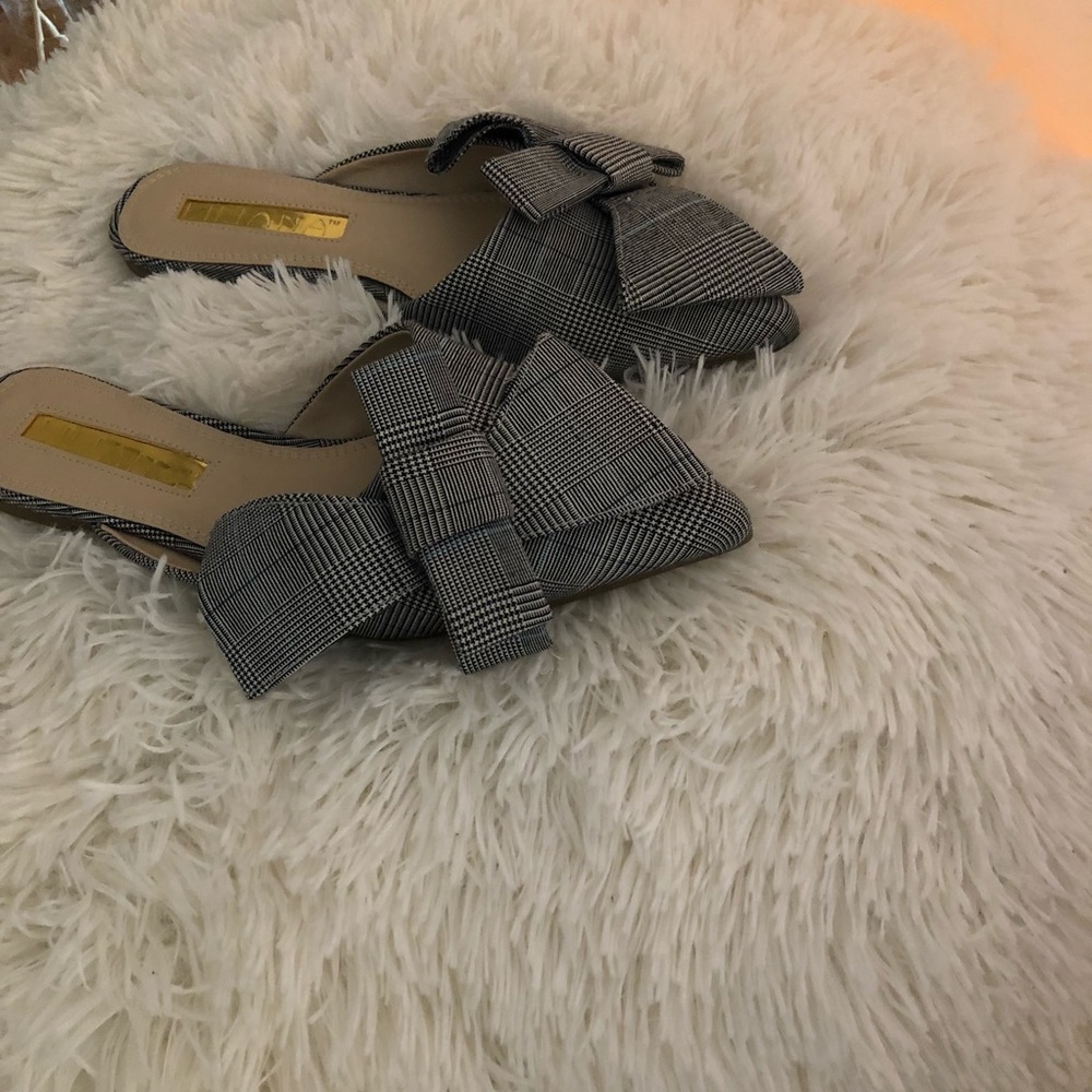 Lulus Checkered Slides - Picture 4 of 5